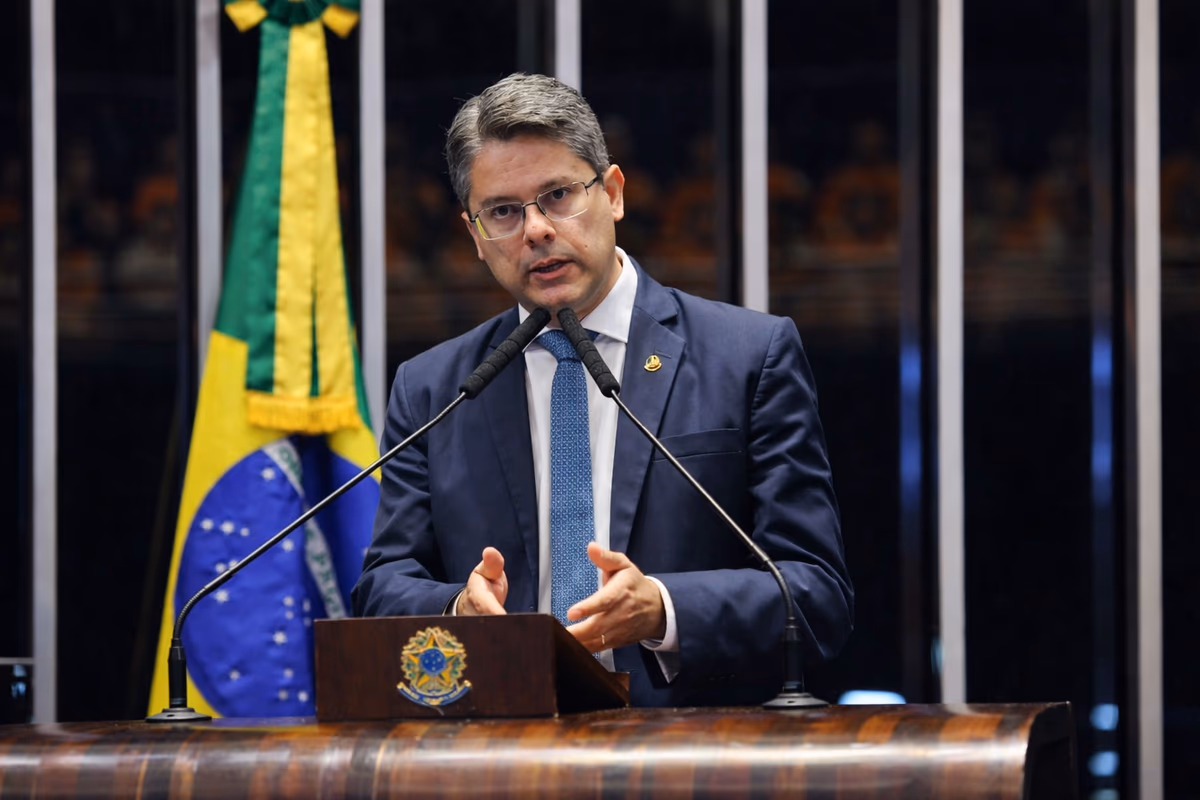 Manobra política 'barra' relatório que pedia indiciamento de ministros do STF em CPI do Senado