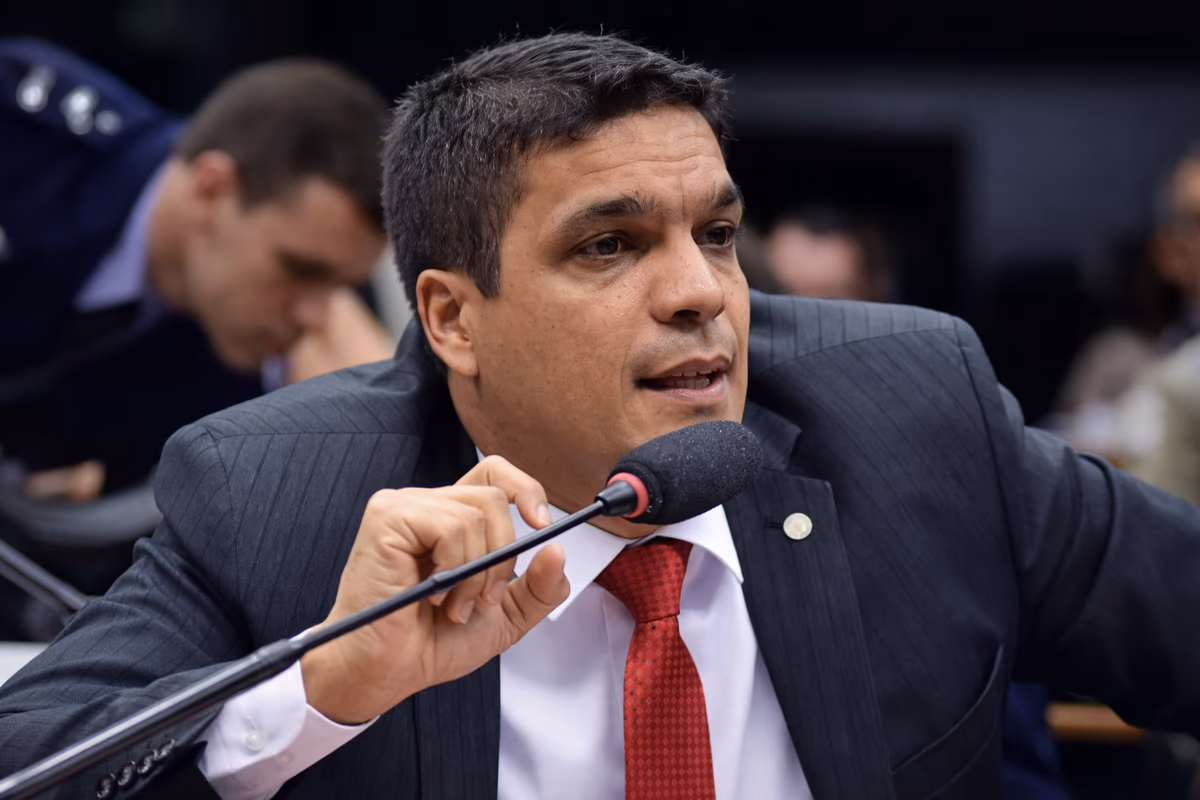 Daciolo volta e já tem nome para Ministério da Justiça