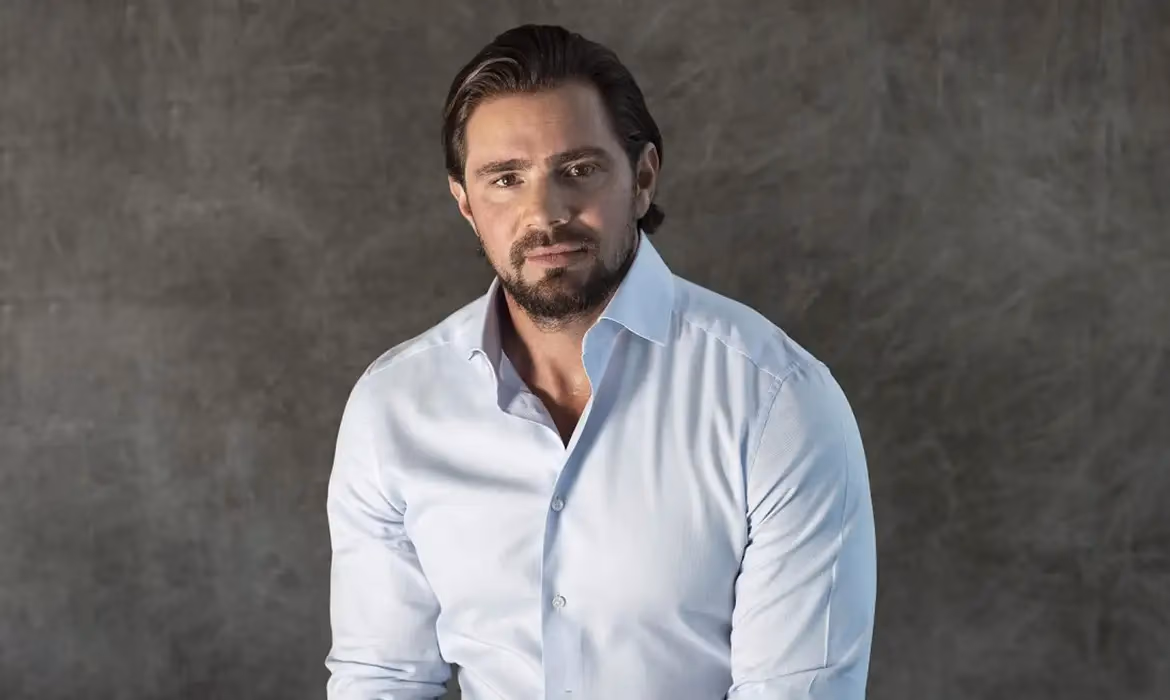 PF avança em perícia de celulares de Daniel Vorcaro antes de analisar possível delação no caso Banco Master