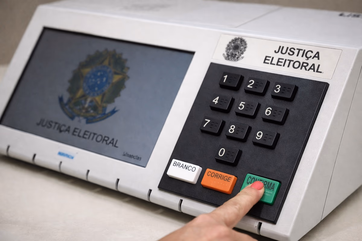 Prazo para tirar ou transferir título de eleitor termina na próxima quarta-feira