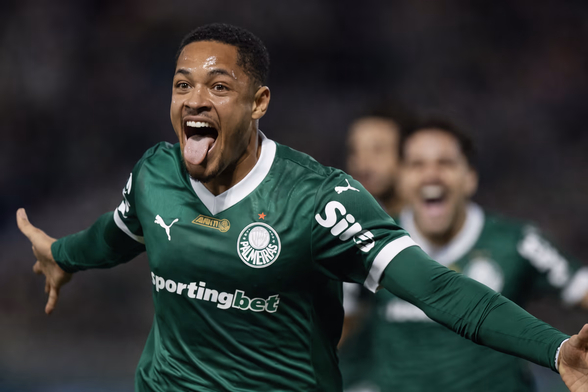 Palmeiras entra em maratona fora de casa com alerta de desgaste
