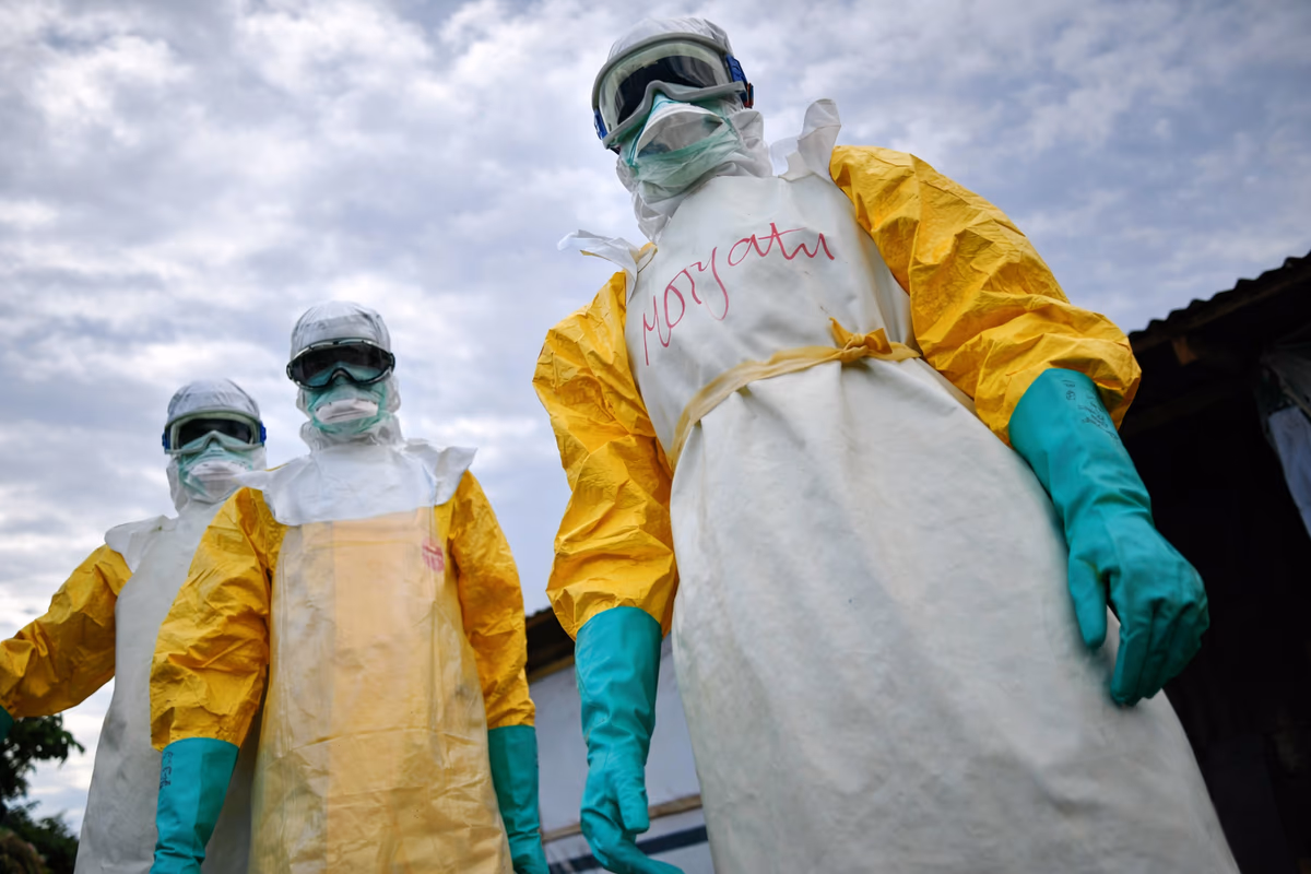 OMS declara emergência global por ebola e alerta para variante letal