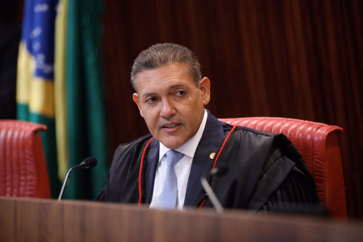 Nunes Marques vai relatar pedido de Bolsonaro para anular condenação por golpe no STF