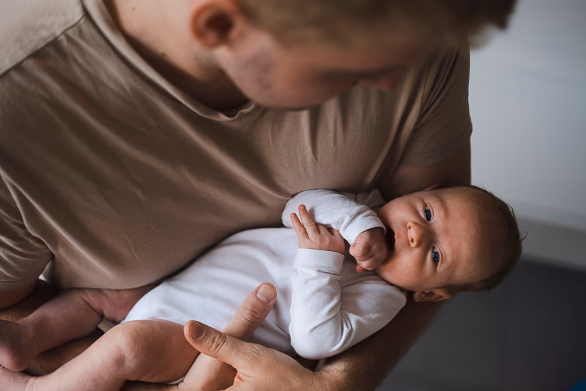 Lula sanciona lei que amplia licença-paternidade para 20 dias