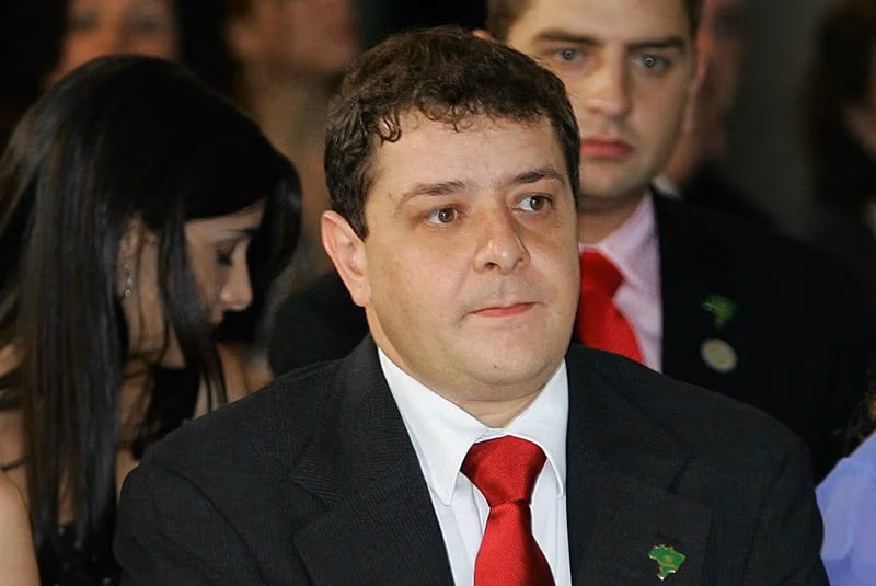 PF avança em fraude no INSS e aponta elo com entorno de Lulinha