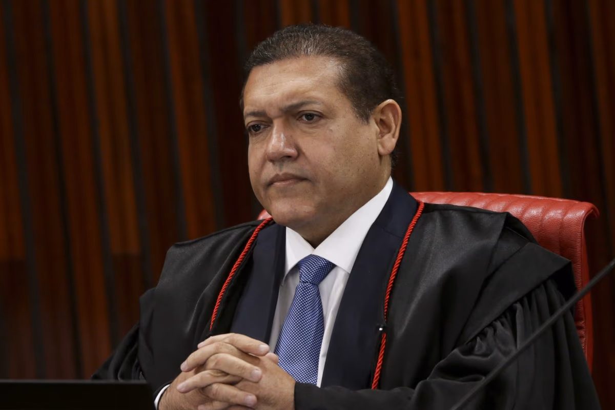 Kassio Nunes Marques suspende julgamento de Cláudio Castro no TSE