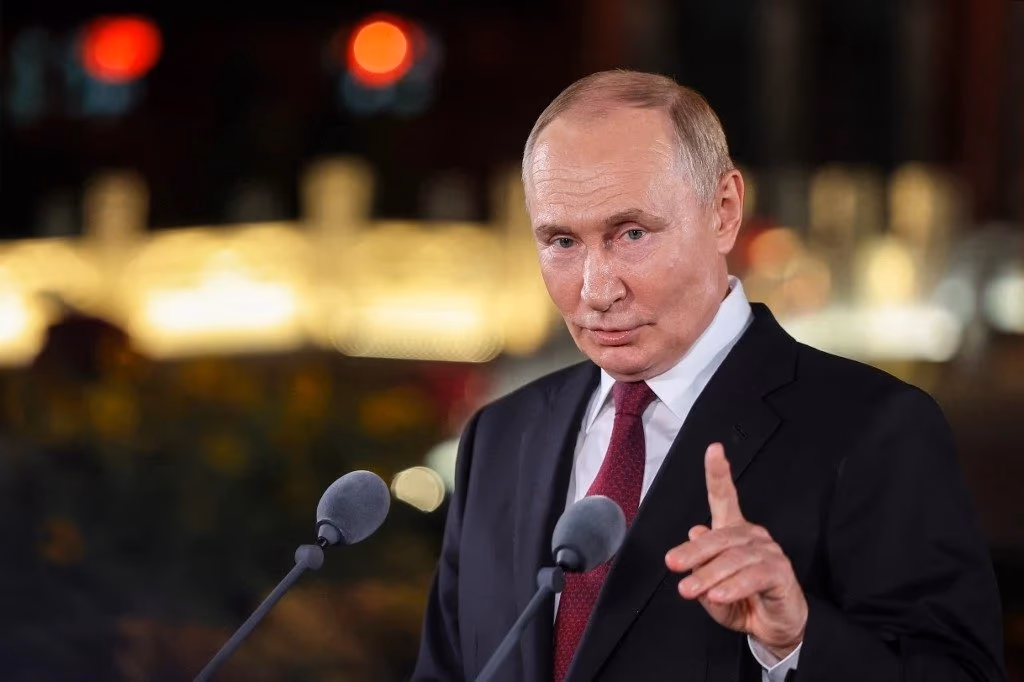 Rússia suspende exportação de fertilizante; agronegócio brasileiro liga alerta