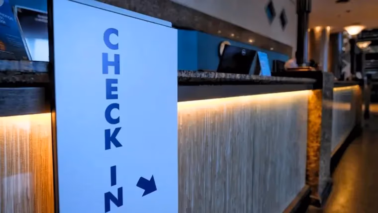 Check-in digital passa a ser obrigatório em hotéis do Brasil